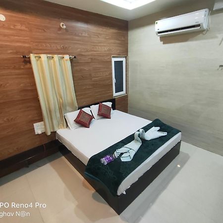 Kamala Sadana Lodge Madhavaram Экстерьер фото