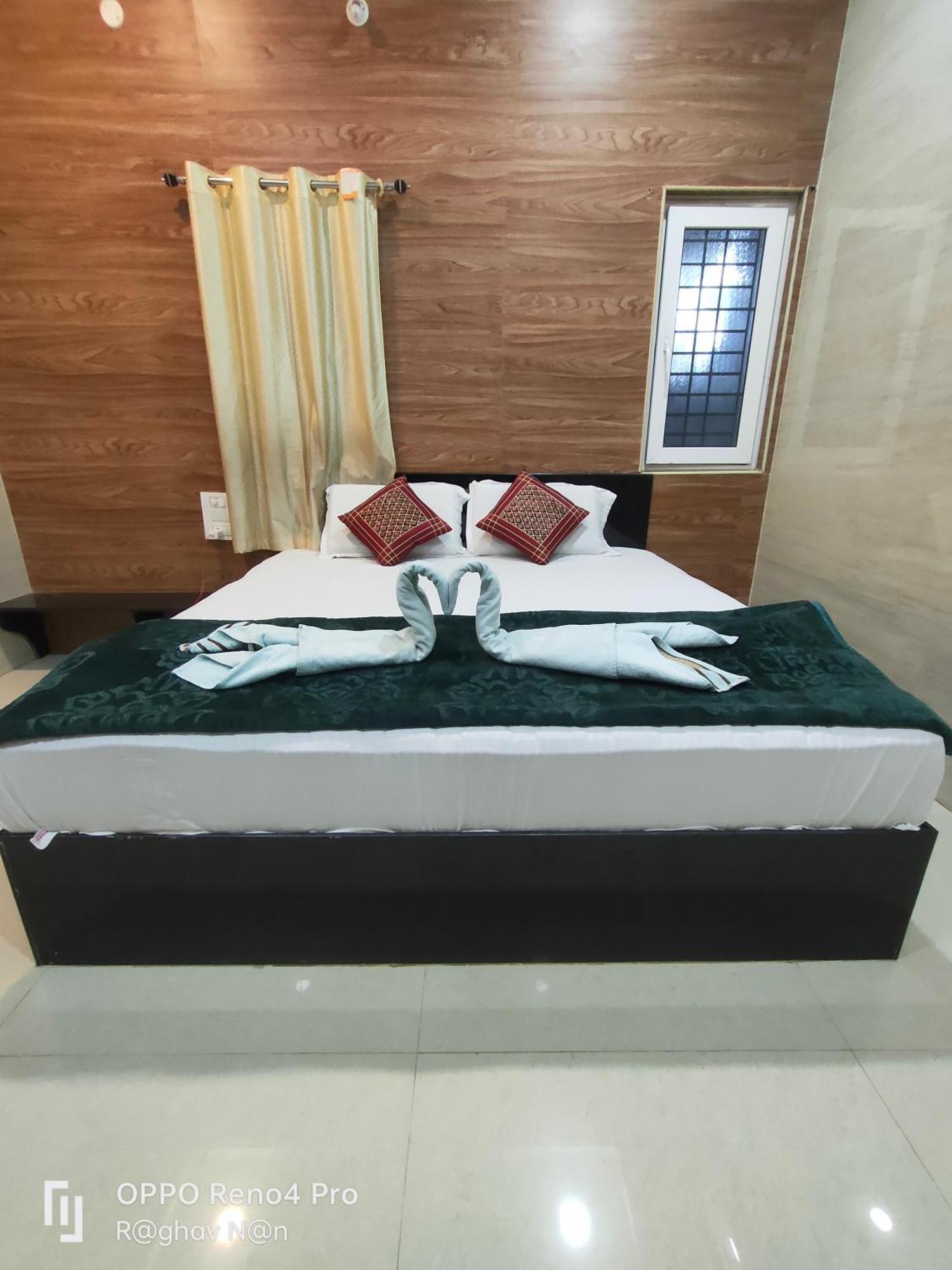 Kamala Sadana Lodge Madhavaram Экстерьер фото