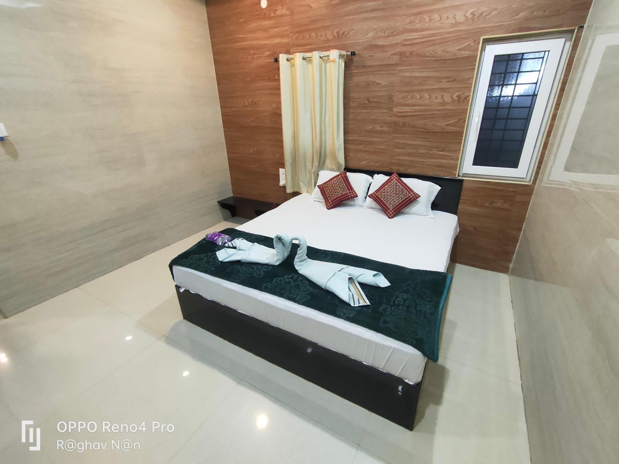 Kamala Sadana Lodge Madhavaram Экстерьер фото